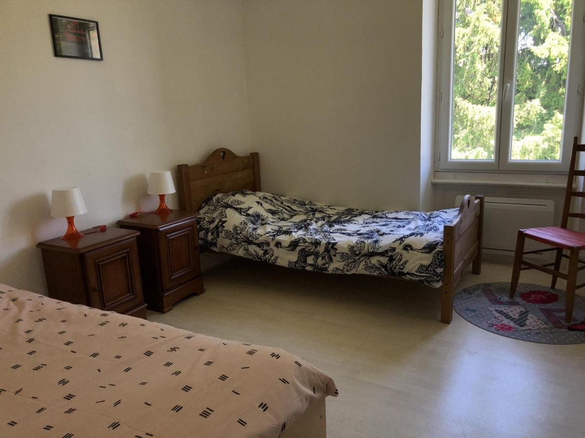 Chambres Individuelles Avec Partie Commune Ou Logement Entier Si Disponible Via Rhona Vulbens Exterior photo